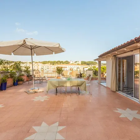 Trastevere Terrace Attic Apartman